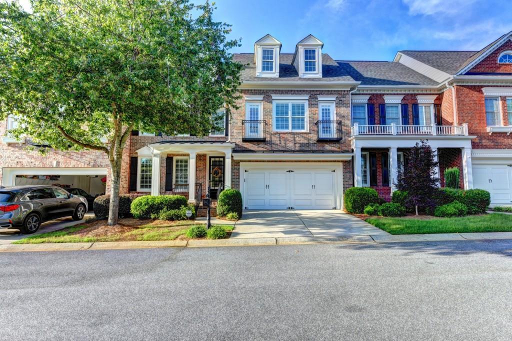 4008 Village Green Circle - Photo 1