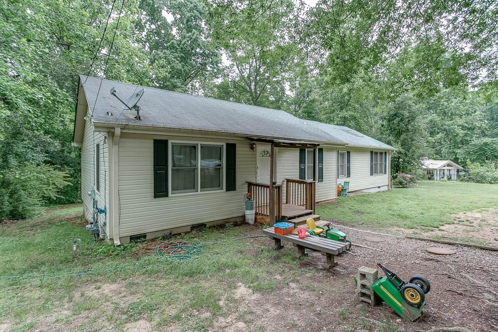 3364 Lee Drive - Photo 1