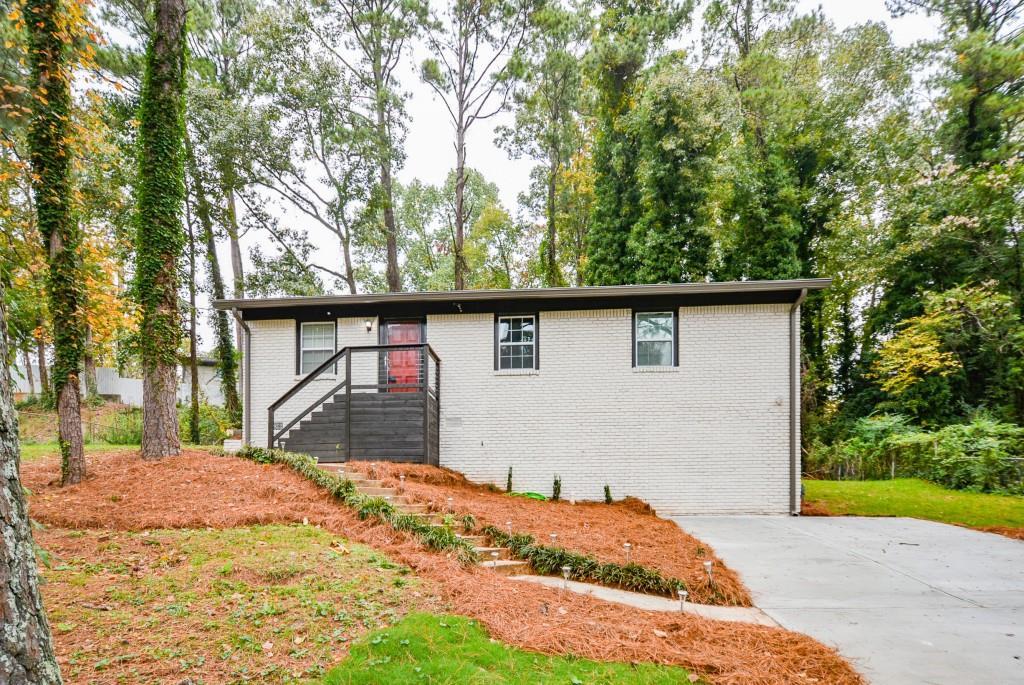 2482 Bouldercliff Way - Photo 1