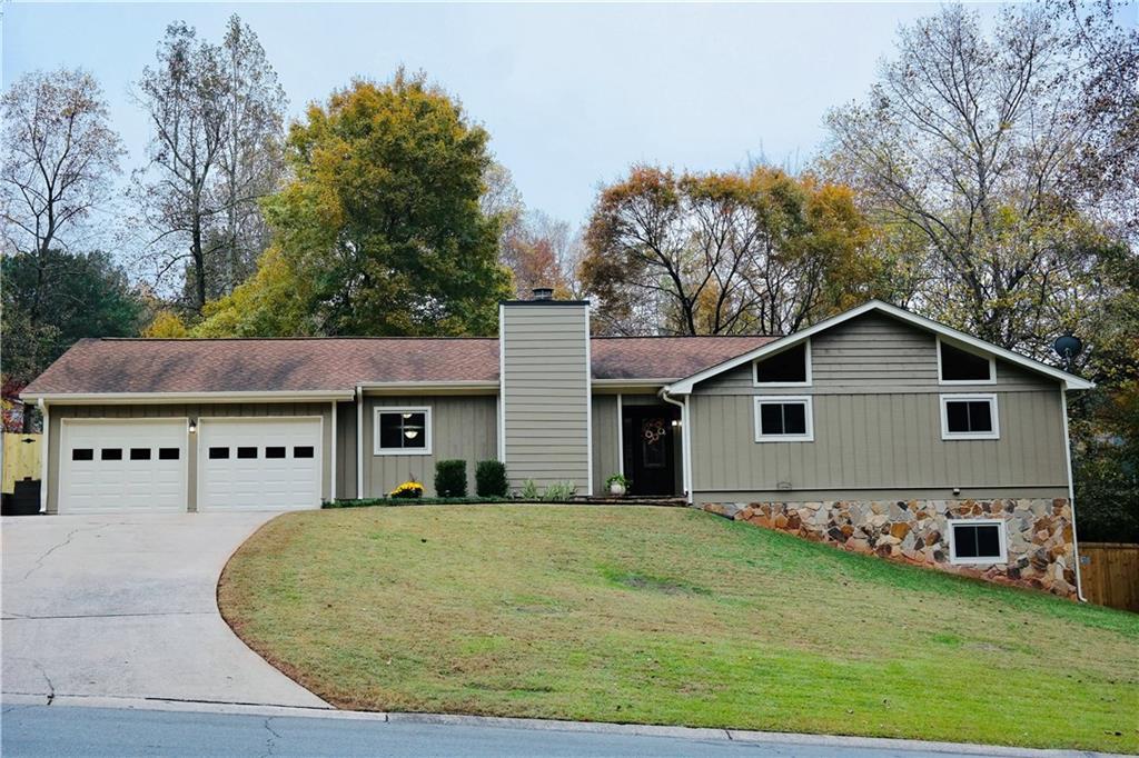 538 Charing Cross Drive - Photo 1