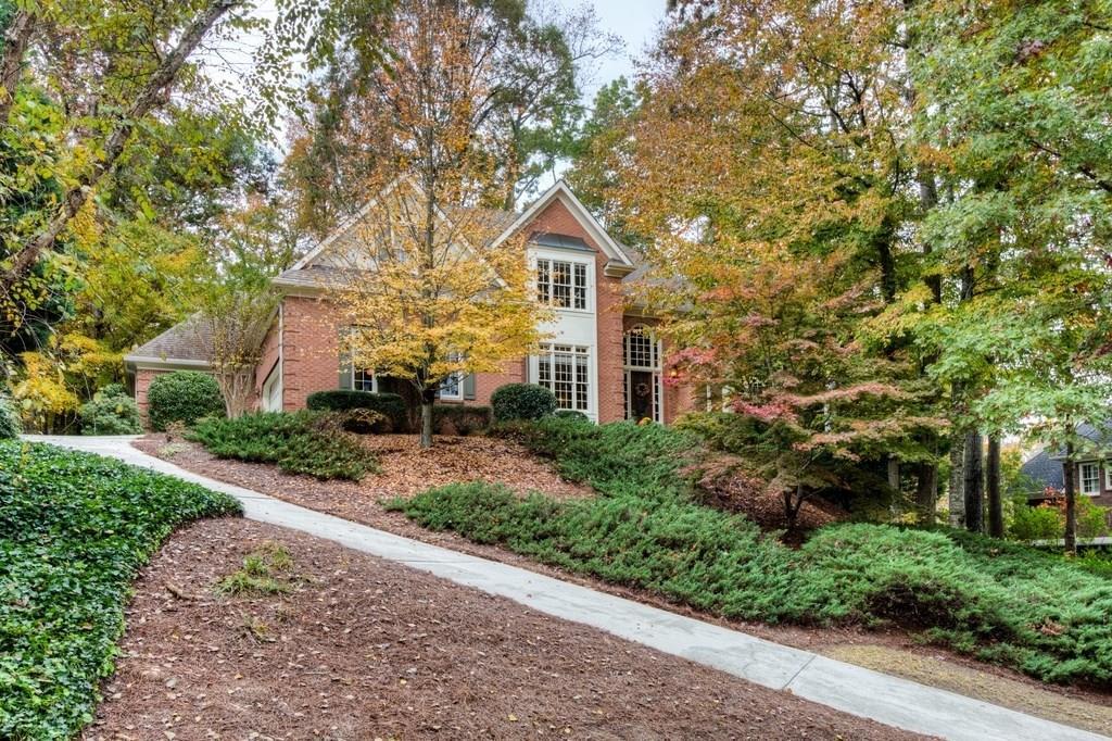 435 Abbeywood Drive - Photo 1