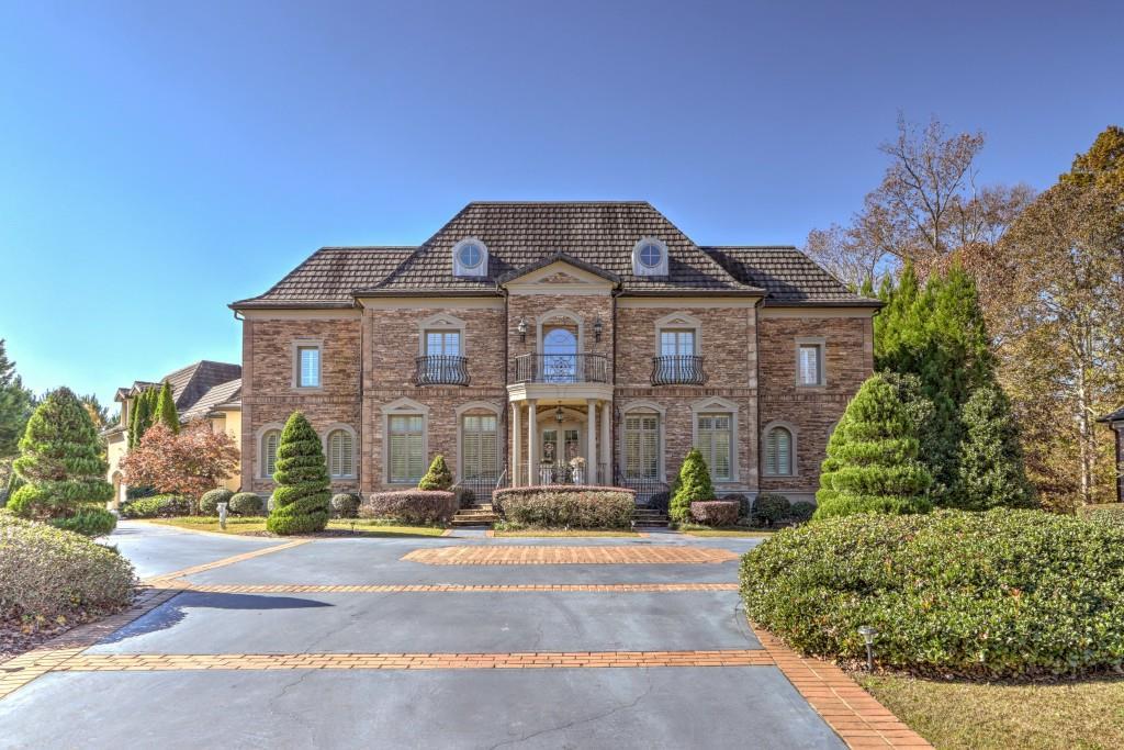 6520 Pembroke Place - Photo 1