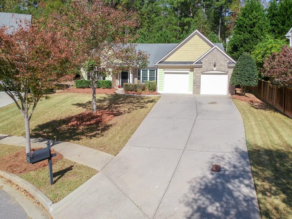 814 Whiteoak Terrace - Photo 1