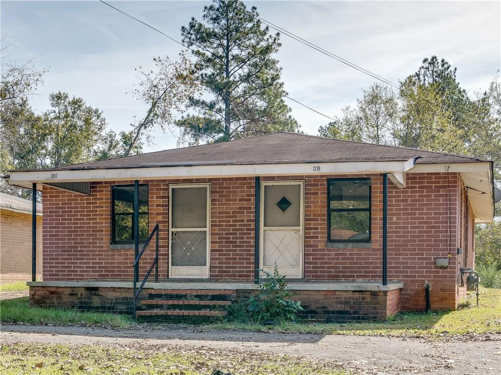 1205 Solomon - Photo 1