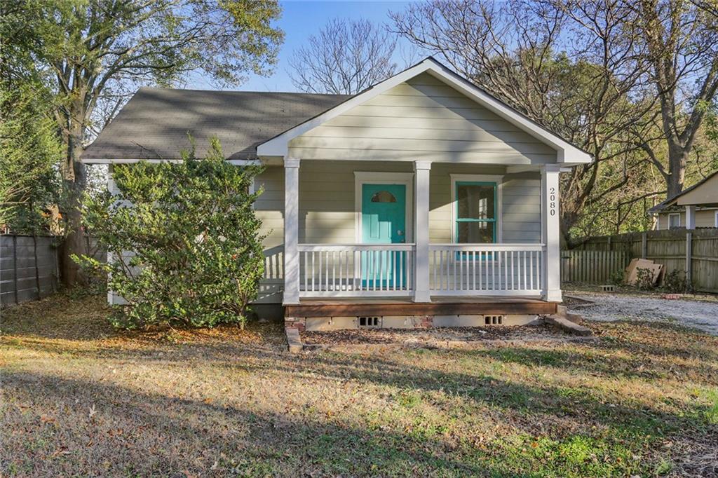 2080 Cavanaugh Avenue - Photo 1