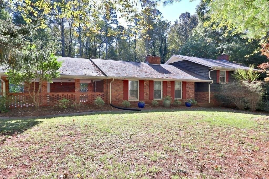 86 Paris Lane - Photo 1