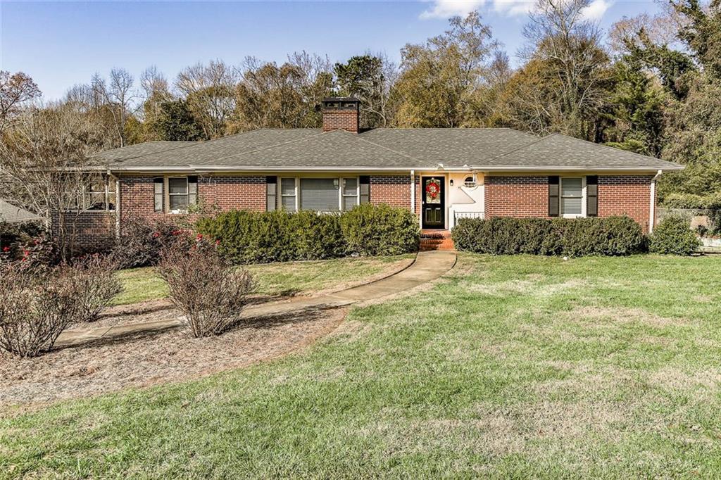 590 Dixon Drive - Photo 1