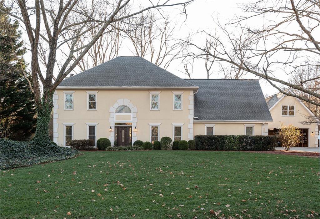 565 Saddle Creek Circle - Photo 1