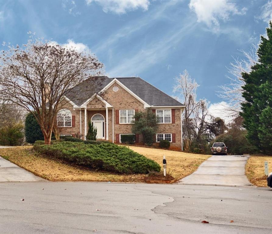 2220 Ellen Lane - Photo 1