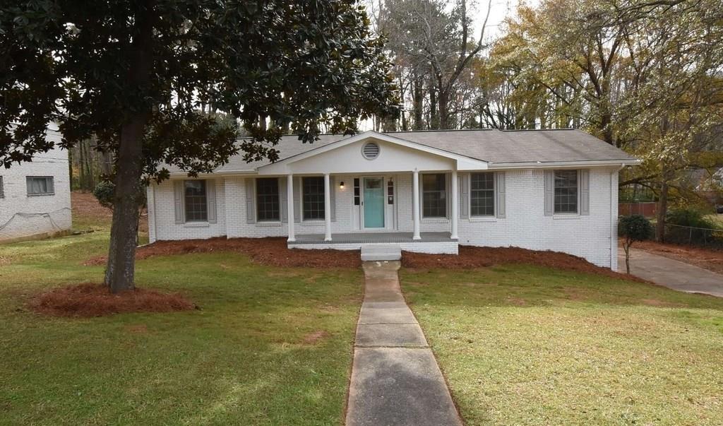 2674 Rugby Avenue - Photo 1