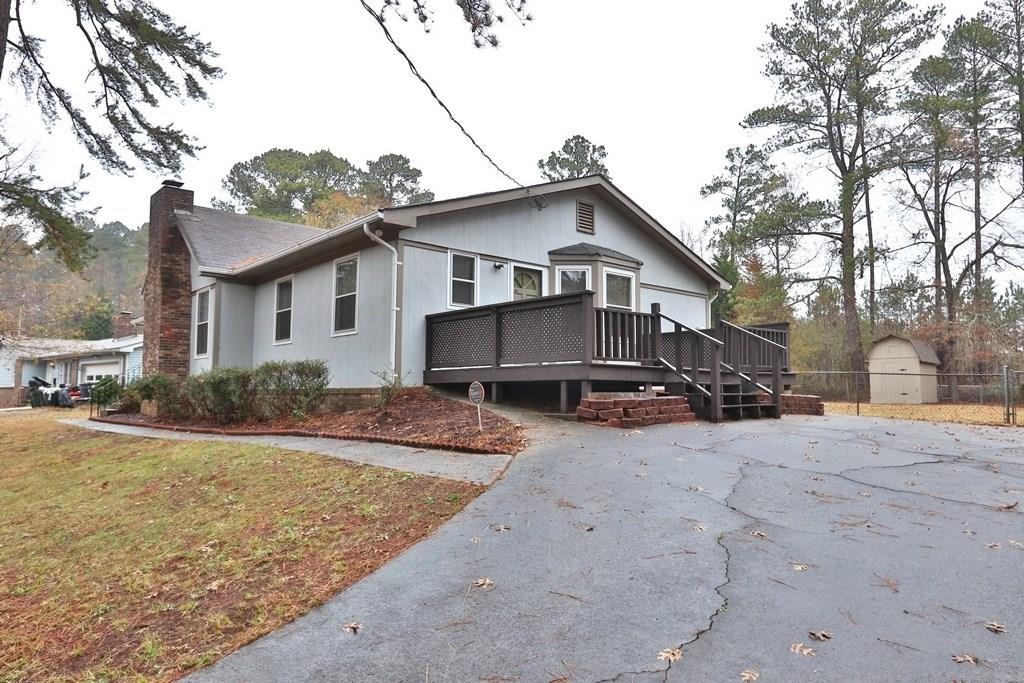4014 Huddersfield Drive - Photo 1