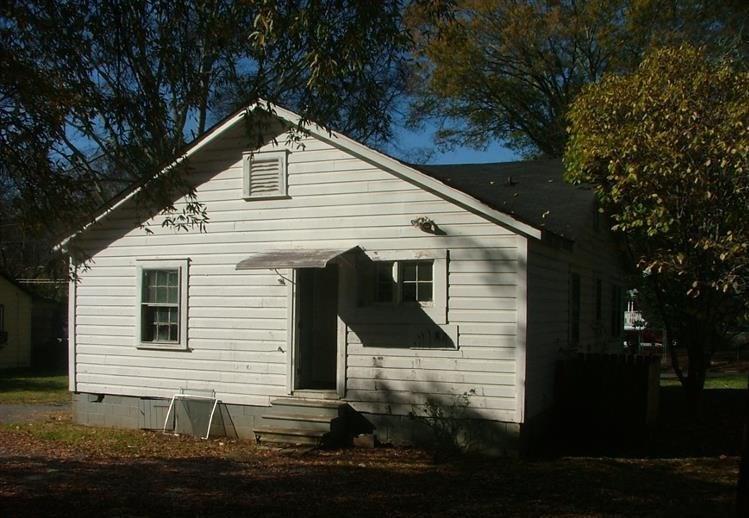 1713 Flannery Street - Photo 1