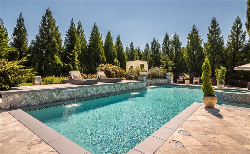 15919 Manor Club Drive - Photo 1