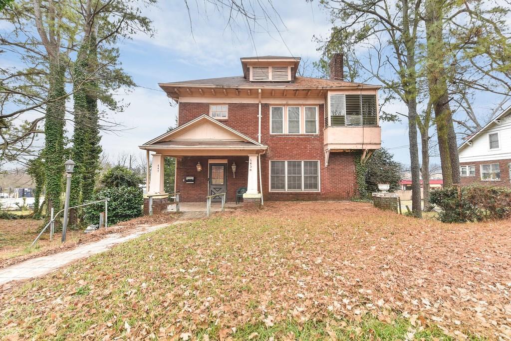 647 Atwood Street - Photo 1