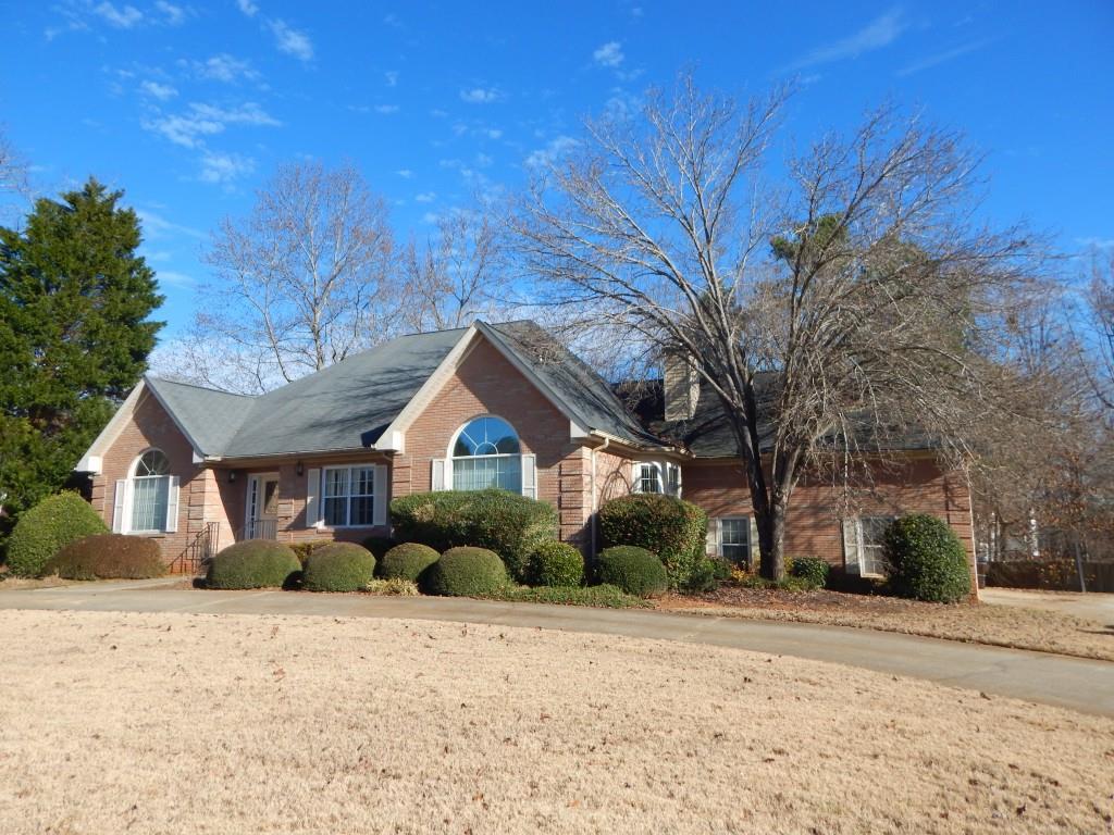 9396 Woodlawn Drive - Photo 1