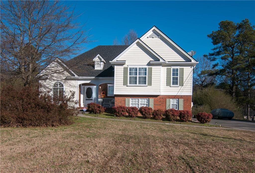 3990 Spivey Drive - Photo 1