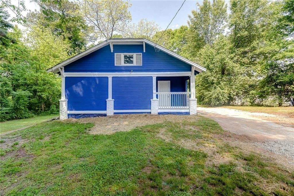 1116 Northwest Drive - Photo 1