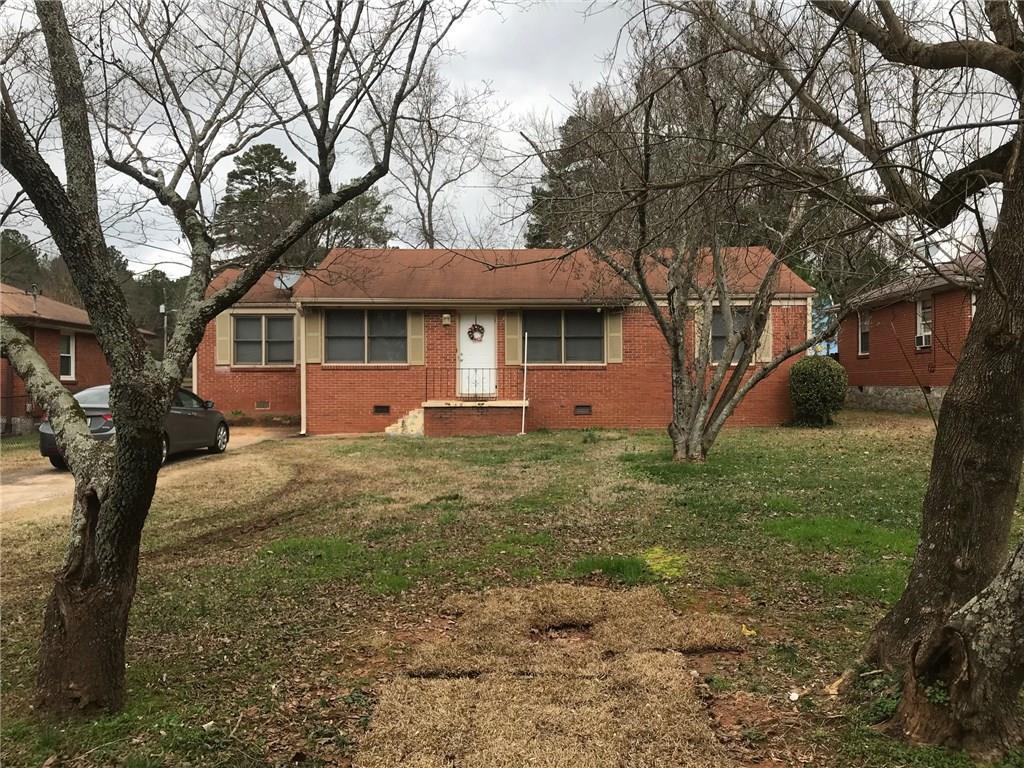 1742 Lynn Lane - Photo 1