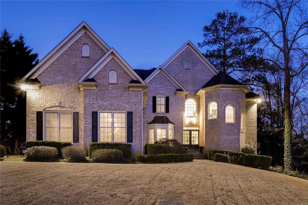 125 Lynwood Drive - Photo 1