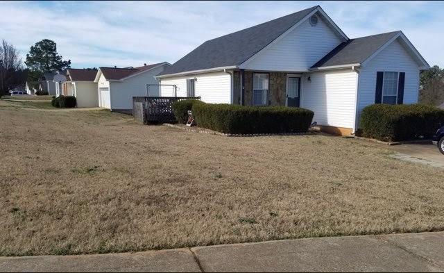 501 Lakecourt Drive - Photo 1