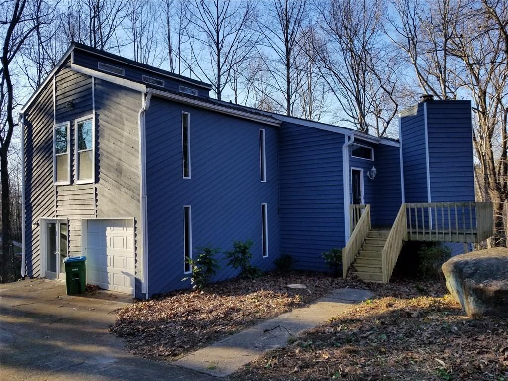 233 Devant Place - Photo 1