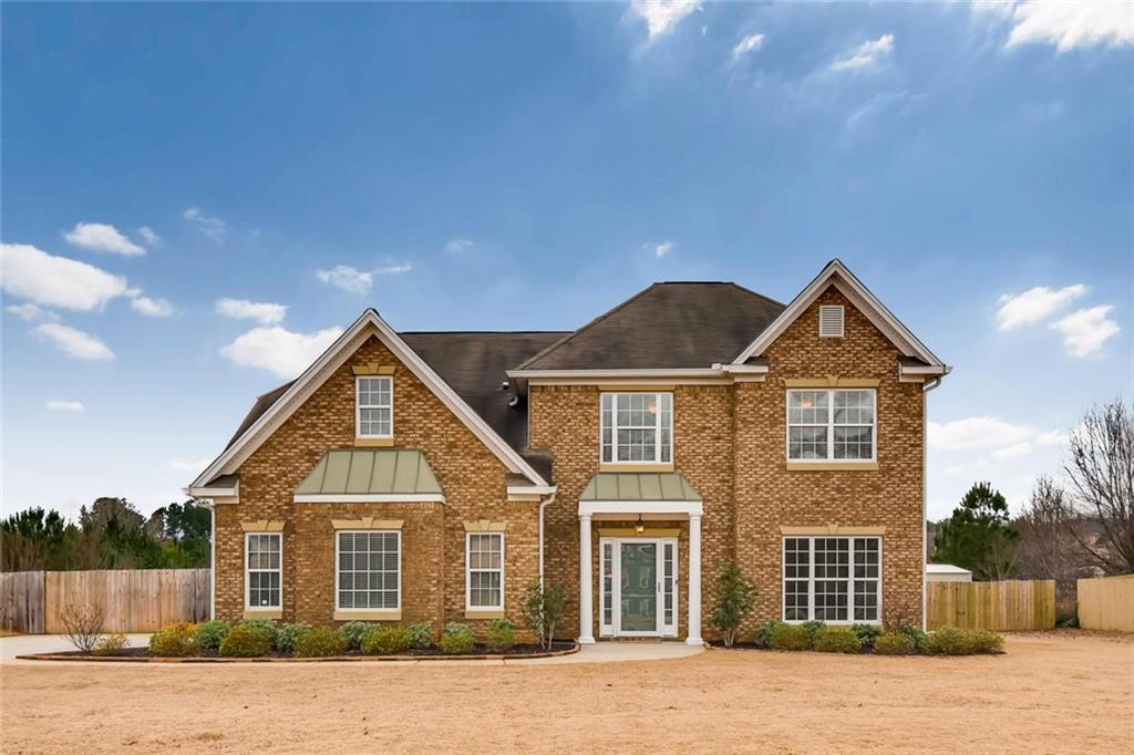725 Becky Court - Photo 1