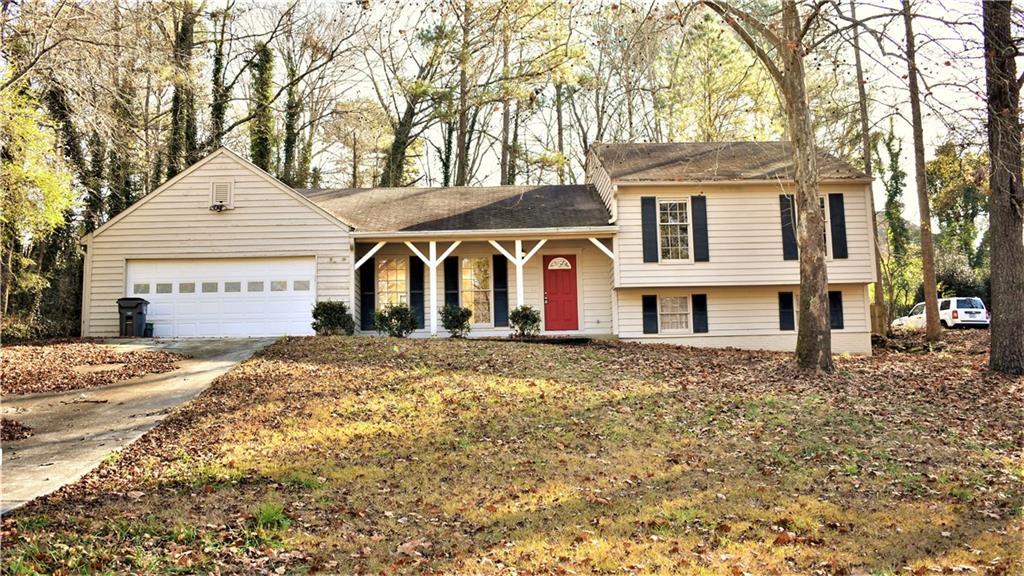 2864 Creekwood Drive - Photo 1