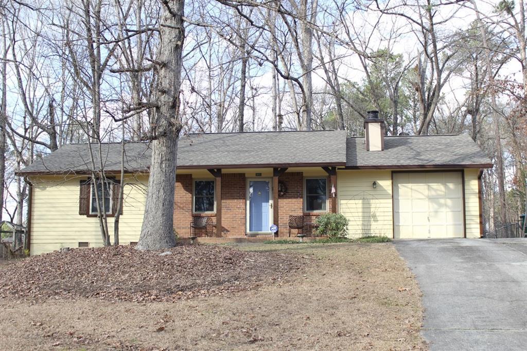 3893 Tanglewood Road - Photo 1