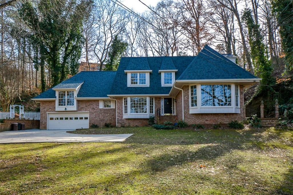 960 Edgewater Drive - Photo 1