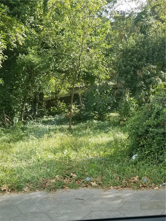 682 Shelton Avenue - Photo 1