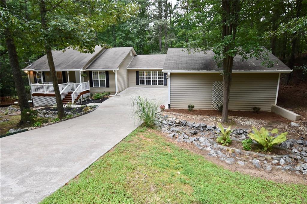 157 Pinebrook Drive - Photo 1