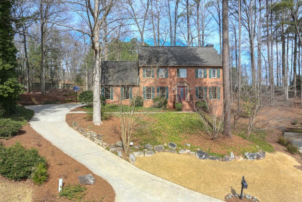 350 Highlands Trace - Photo 1