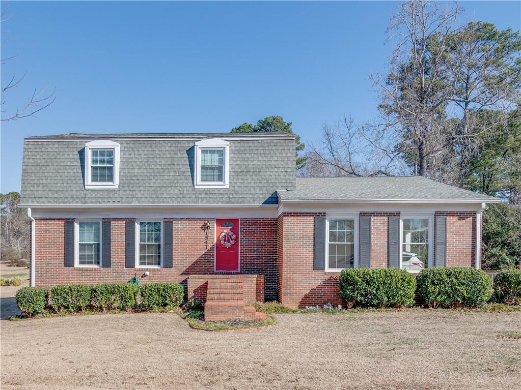 1541 Ridgewood - Photo 1