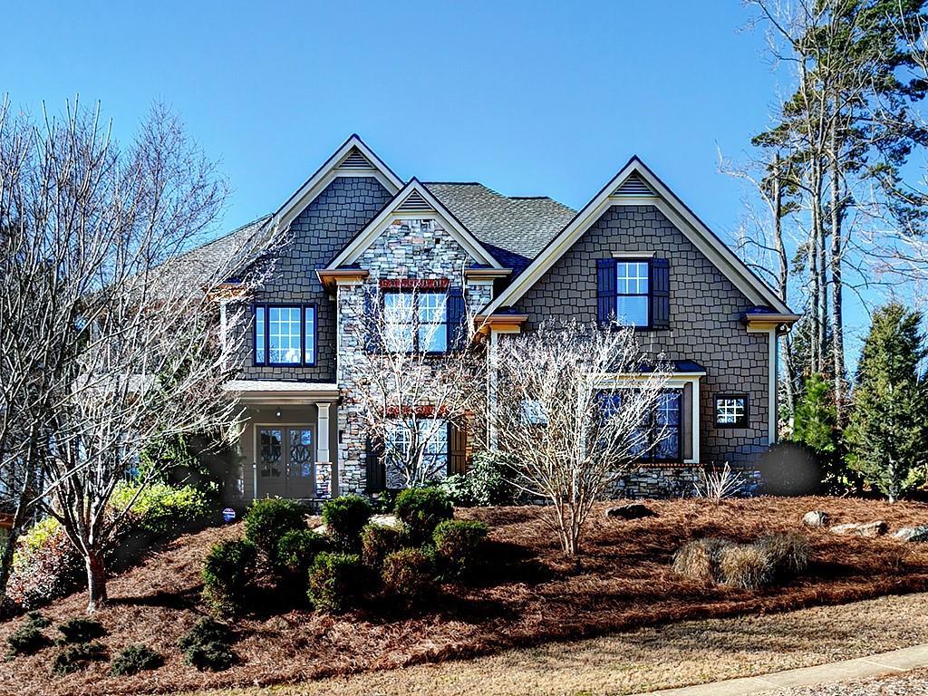 707 Crescent Circle - Photo 1
