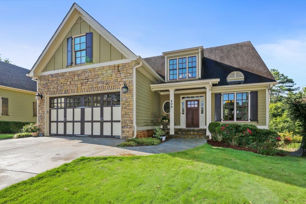804 Sylvan Drive - Photo 1