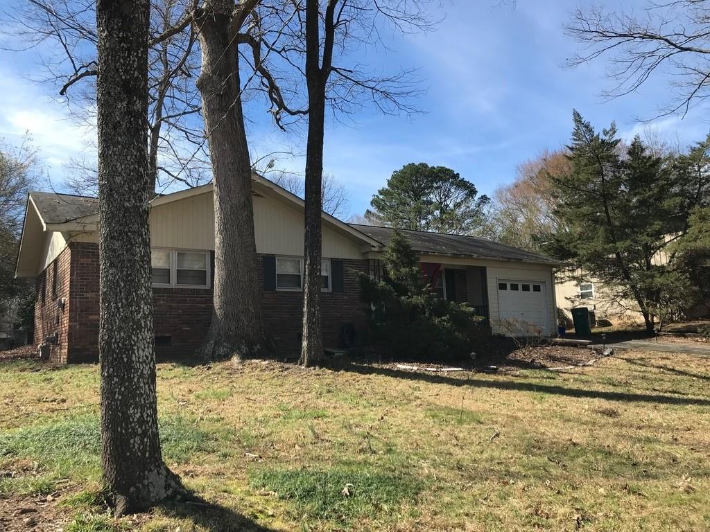 1796 Mackinaw Place - Photo 1
