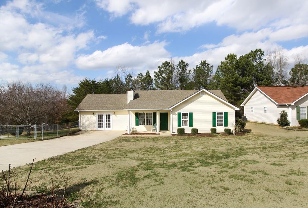 2660 Glendale Drive - Photo 1