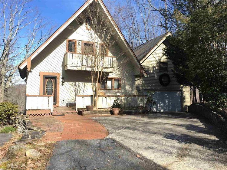 205 Matterhorn Drive - Photo 1