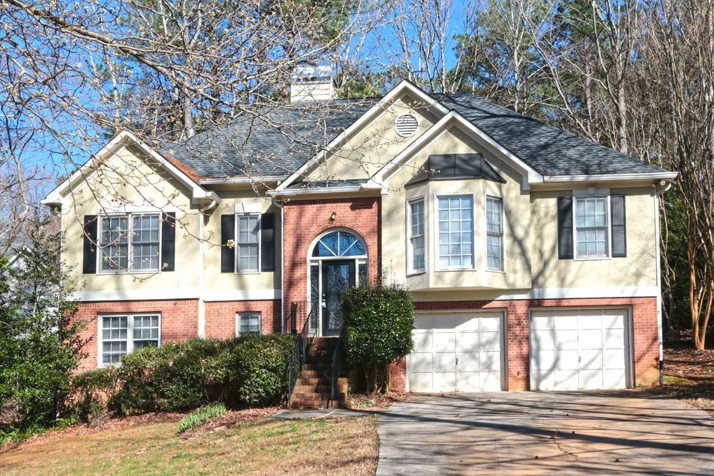 1118 Regiment Drive - Photo 1