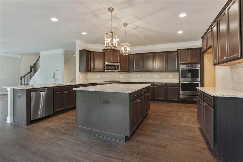 466 Lincolnwood Lane - Photo 1