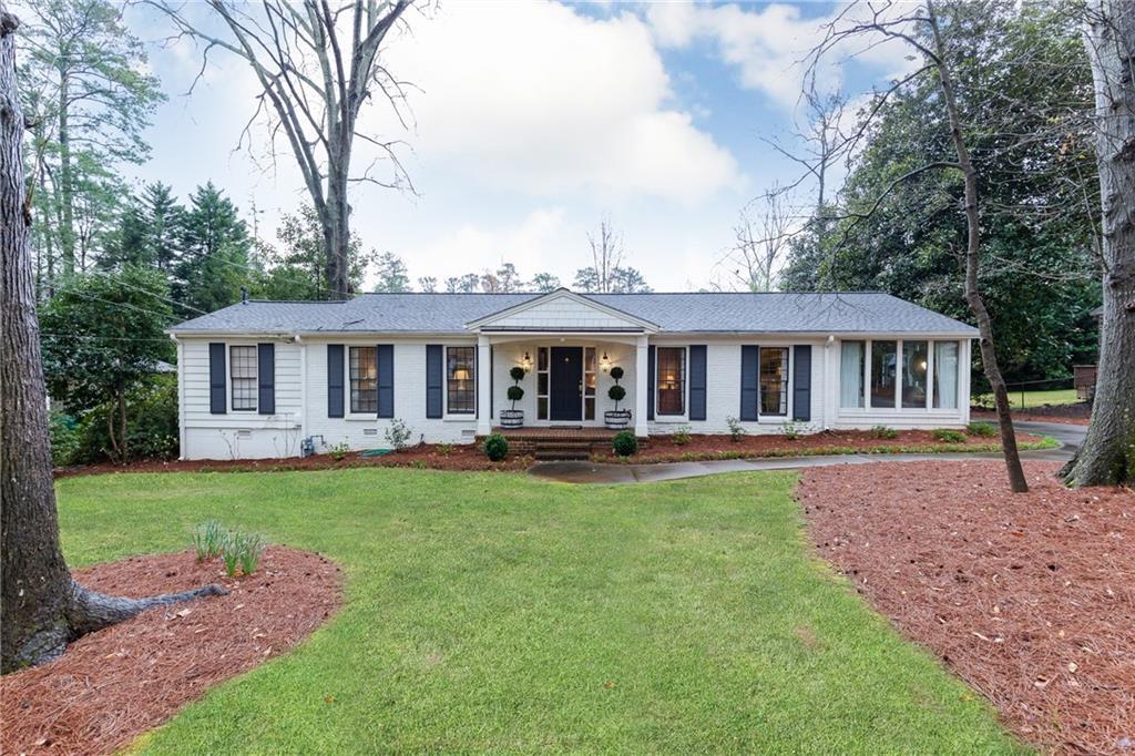449 Carolwood Lane - Photo 1