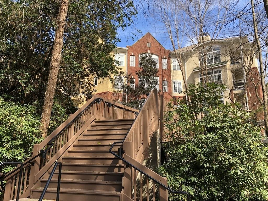 424 Lindbergh Drive - Photo 1