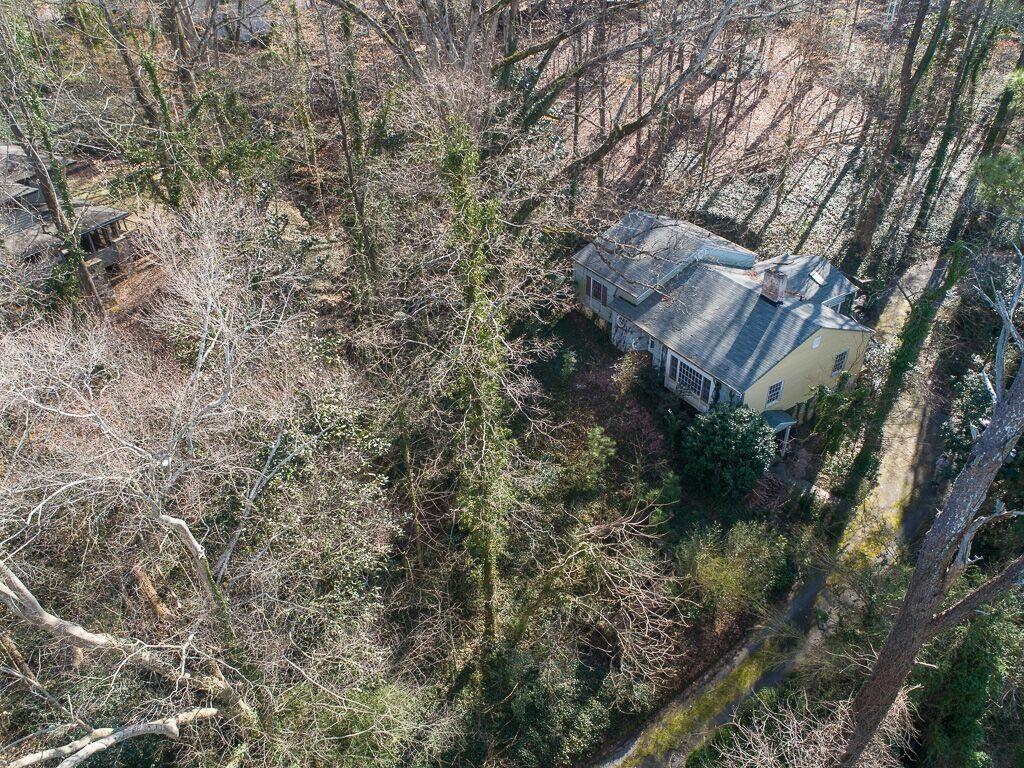 3910 Powers Ferry Road - Photo 1