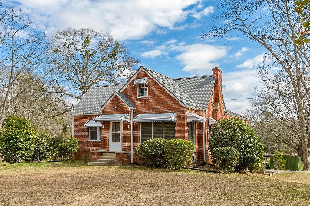 758 Cherokee Road - Photo 1