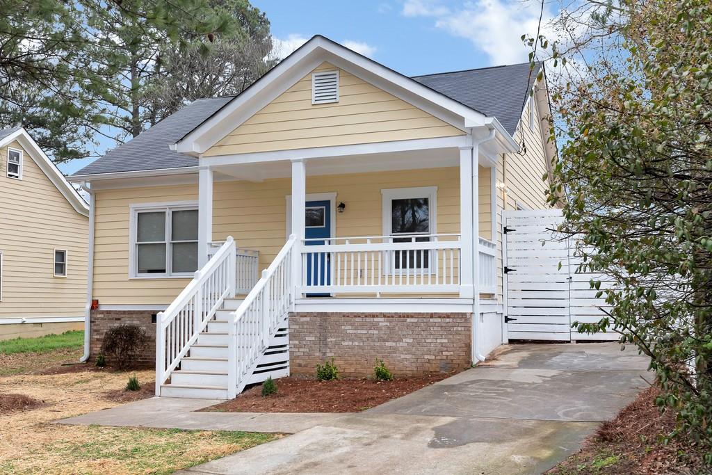 1048 Oakland Drive - Photo 1