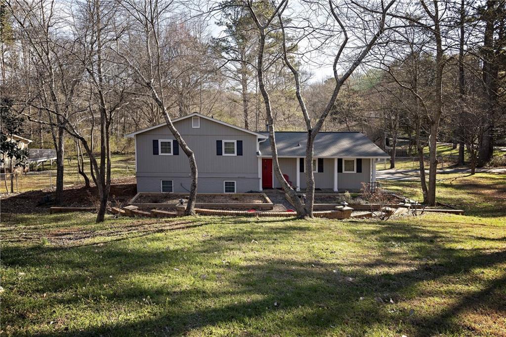 440 Kelly Drive - Photo 1