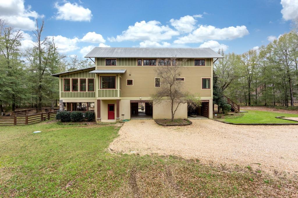 217 Indian Trail - Photo 1