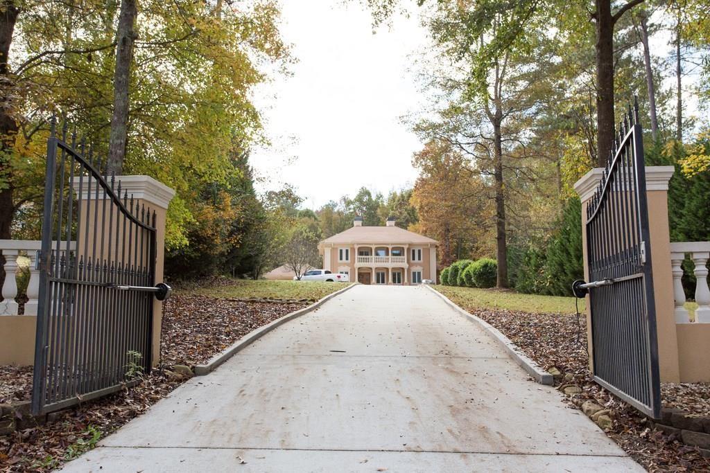 2290 Plantation Road - Photo 1