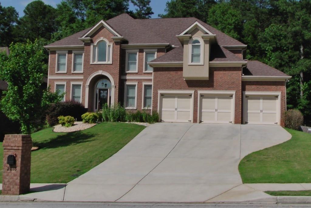 2855 Ivy Hill Drive - Photo 1