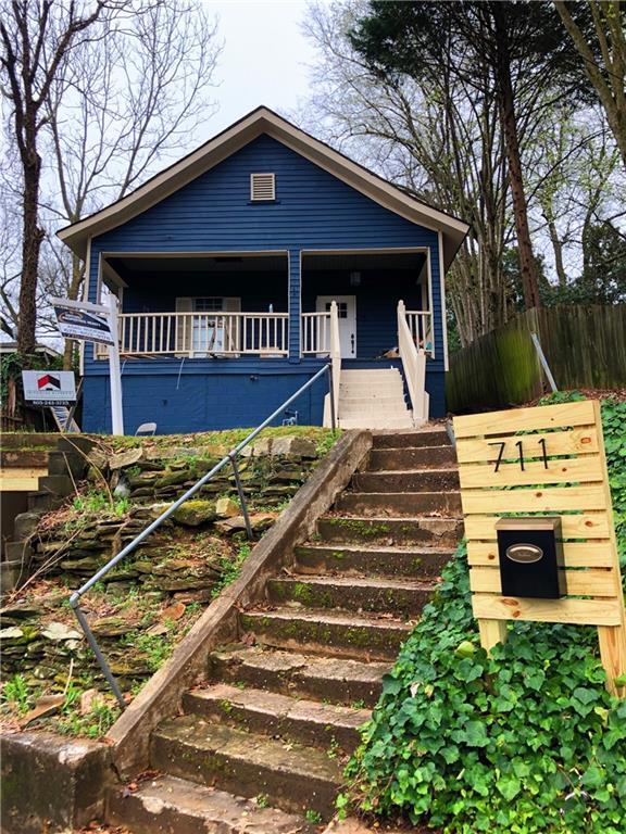 711 United Avenue - Photo 1